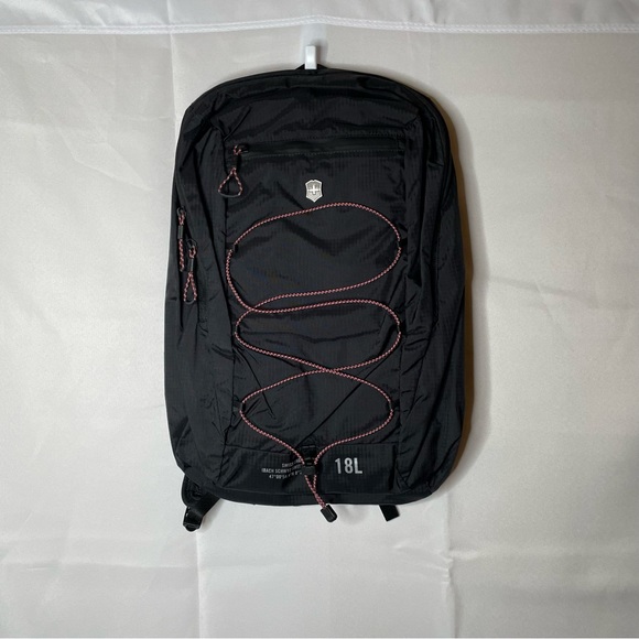 Victorinox Bags Victorinox Almont Active Lightweight Compact